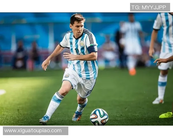 中国足球球星转会潮涌动背后的市场趋势与未来展望