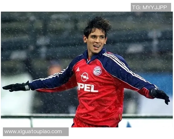 本周足球聚焦:明星球员表现抢眼精彩瞬间回顾 本周足球聚焦:明星球员表现抢眼精彩瞬间回顾