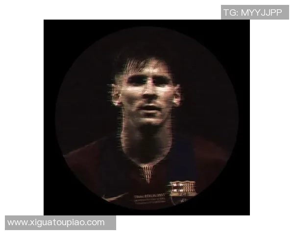 超级帅气足球明星独特头像展现运动魅力与个性风采 超级帅气足球明星独特头像展现运动魅力与个性风采